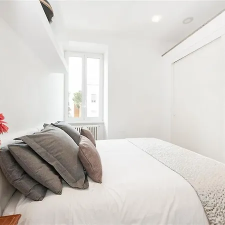 Friendly Rentals Luna Rom